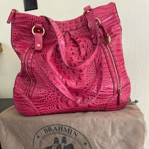 Barley used bag beautiful with both tote bags